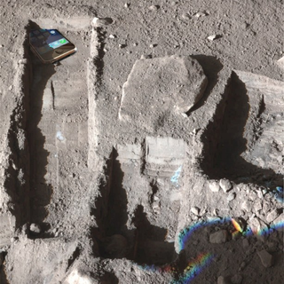 Illustration for article titled 30 Mars Phoenix Discoveries NASA Will Never Show the World